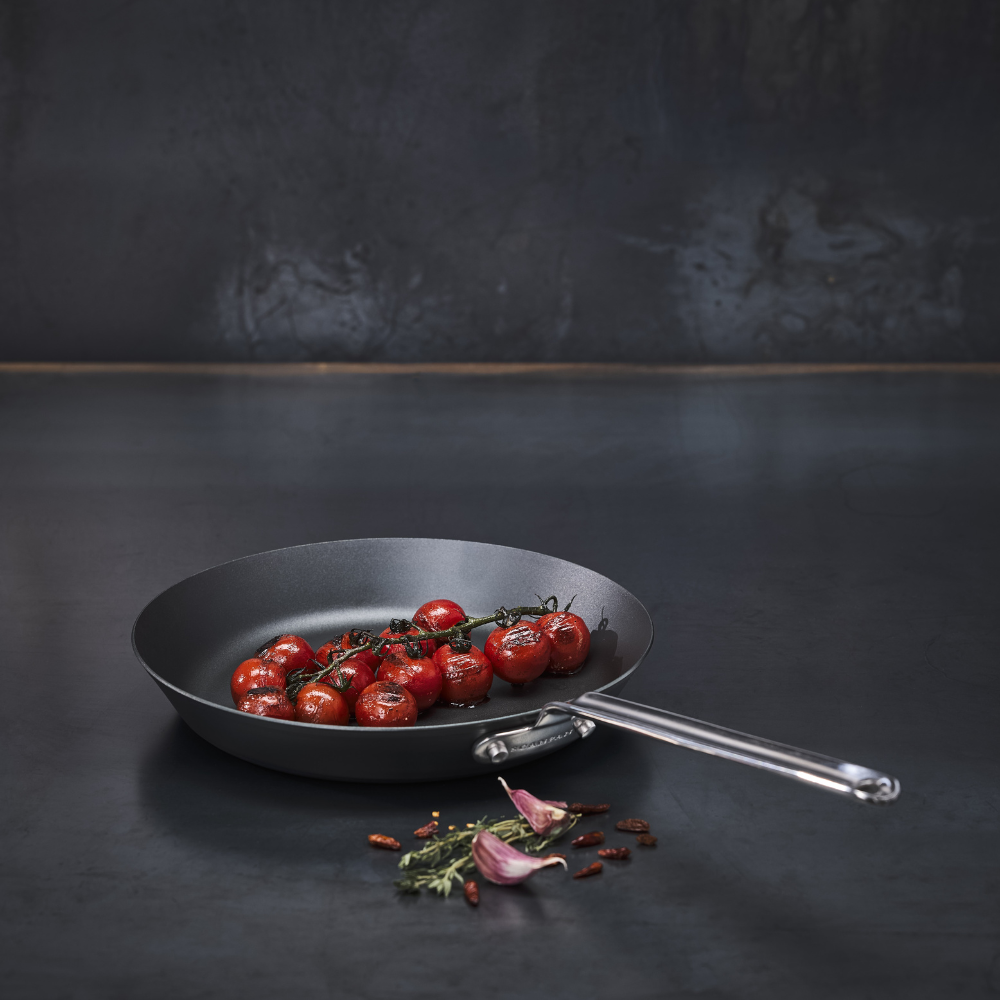 SCANPAN Black Iron 26cm Fry Pan